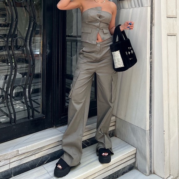 Tops - Small 💫 Brand new 🤍 Top and bottom SET